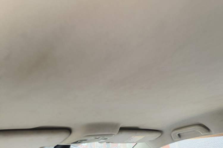 Used Geely Auto Vision 2018 1.5L Automatic Happiness Edition Headliner