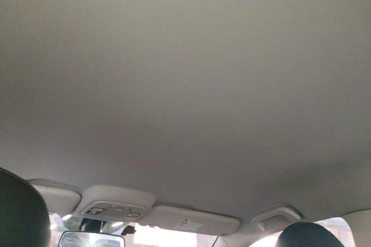 Used Geely Auto Vision 2018 1.5L Manual Happiness Edition Headliner