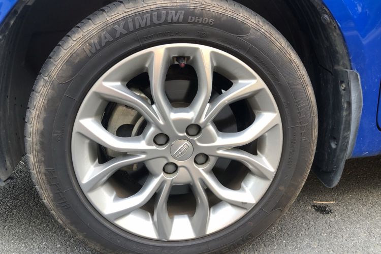 Used Geely Auto Vision 2018 1.5L Automatic Happiness Edition Left Front Wheel Hub