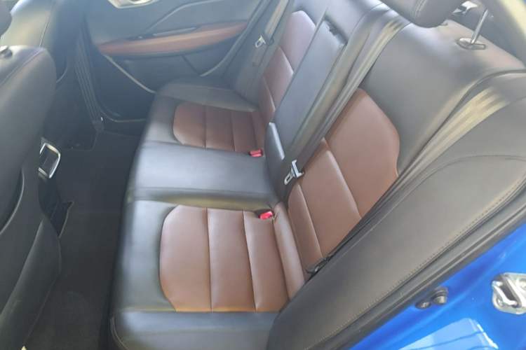 Used Geely Auto Vision 2018 1.5L Automatic Happiness Edition Left Rear Seat