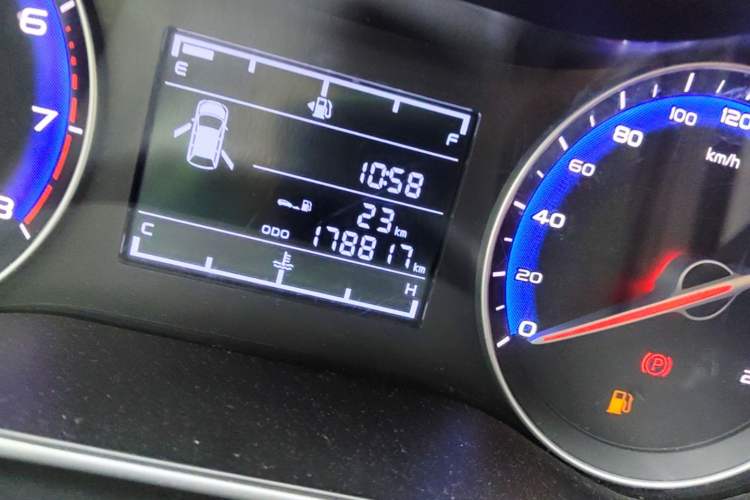 Used Geely Auto Vision 2018 1.5L Manual Happiness Edition Odometer Close Up