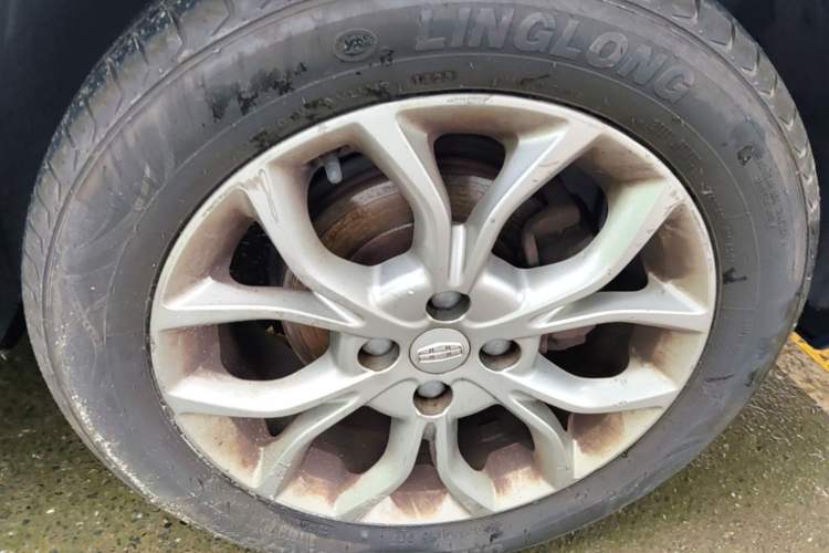 Used Geely Auto Vision 2018 1.5L Manual Happiness Edition Right Front Wheel Hub