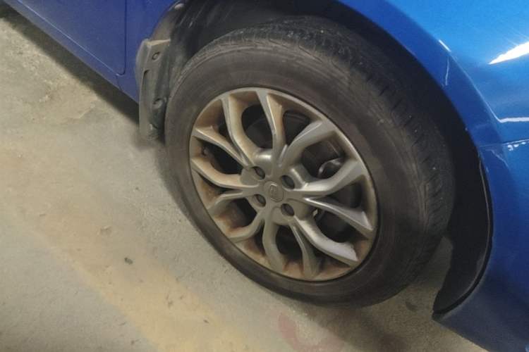 Used Geely Auto Vision 2018 1.5L Automatic Prestige Model Right Front Wheel Hub