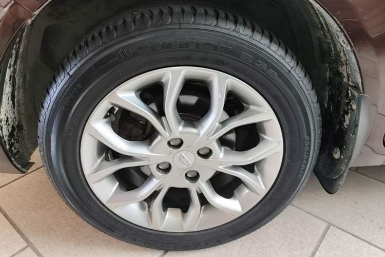Used Geely Auto Vision 2018 1.5L Manual Happiness Edition Exterior 4