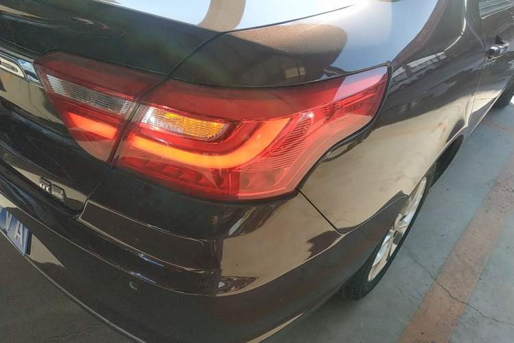 Used Geely Auto Vision 2018 1.5L Manual Happiness Edition Exterior 6