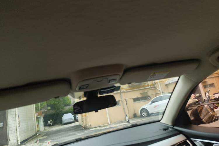 Used Geely Auto Vision 2018 1.5L Manual Happiness Edition Headliner