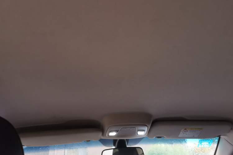 Used Geely Auto Vision 2018 1.5L Manual Happiness Edition Headliner