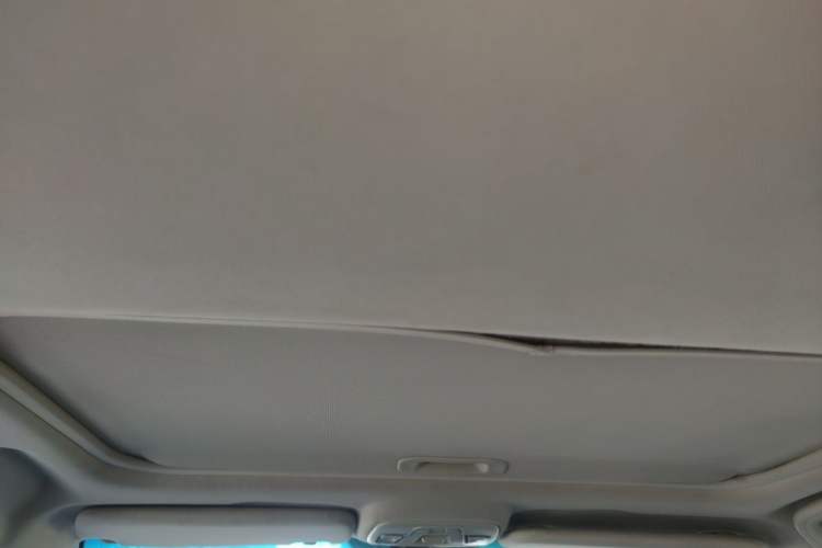 Used Geely Auto Vision 2018 1.5L Automatic Happiness Edition Headliner