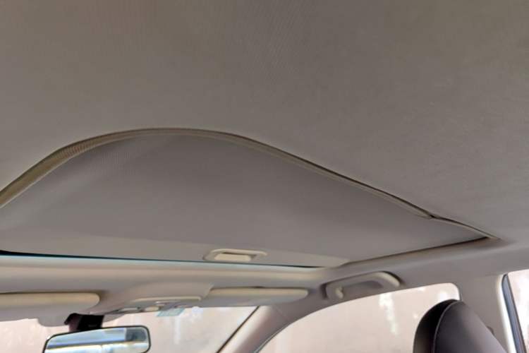 Used Geely Auto Vision 2018 1.5L Automatic Happiness Edition Headliner
