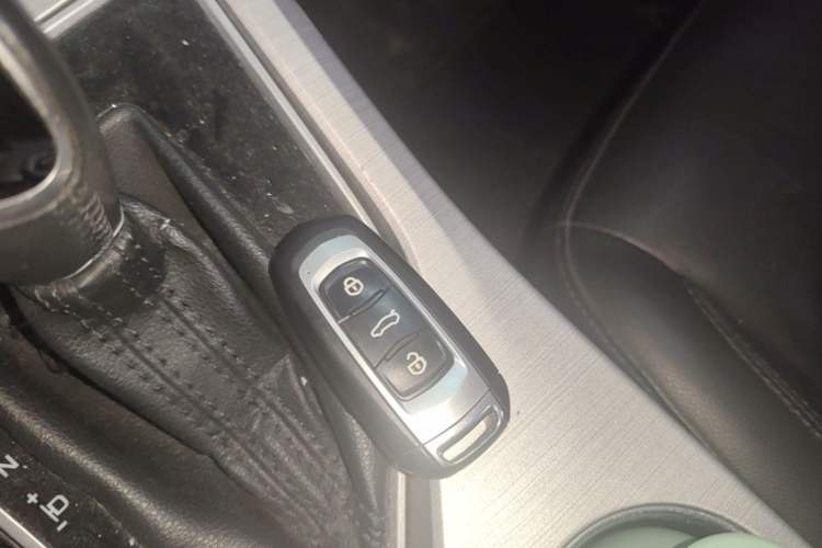 Used Geely Auto Vision 2018 1.5L Automatic Prestige Model Interior 1