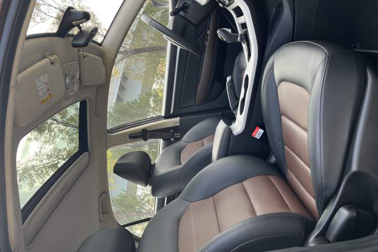 Used Geely Auto Vision 2018 1.5L Automatic Happiness Edition Interior 3