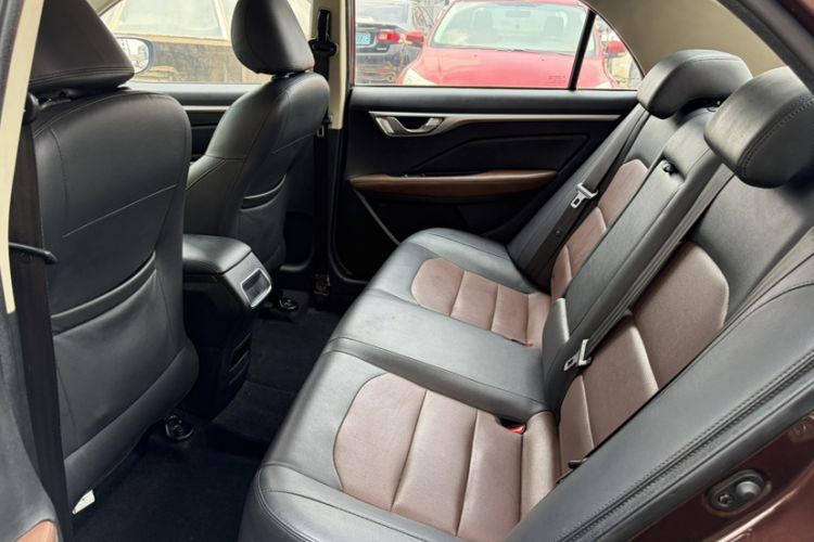 Used Geely Auto Vision 2018 1.5L Automatic Happiness Edition Interior 3