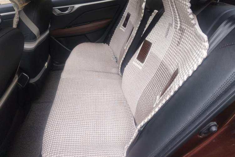 Used Geely Auto Vision 2018 1.5L Automatic Happiness Edition Interior 4