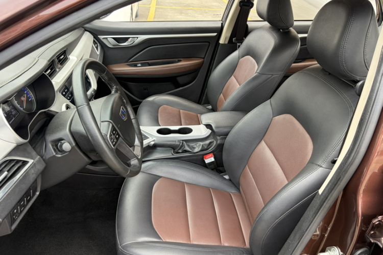 Used Geely Auto Vision 2018 1.5L Automatic Happiness Edition Left Front Seat