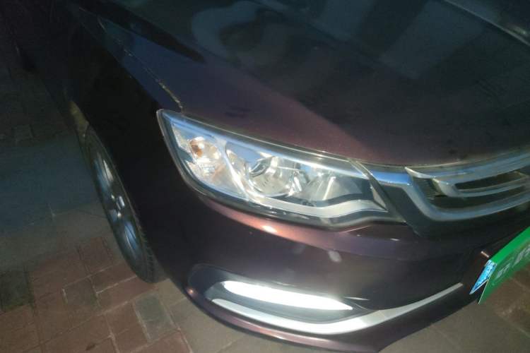 Used Geely Auto Vision 2018 1.5L Automatic Happiness Edition Right Front Headlight