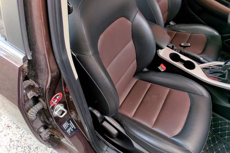 Used Geely Auto Vision 2018 1.5L Automatic Happiness Edition Right Front Seat