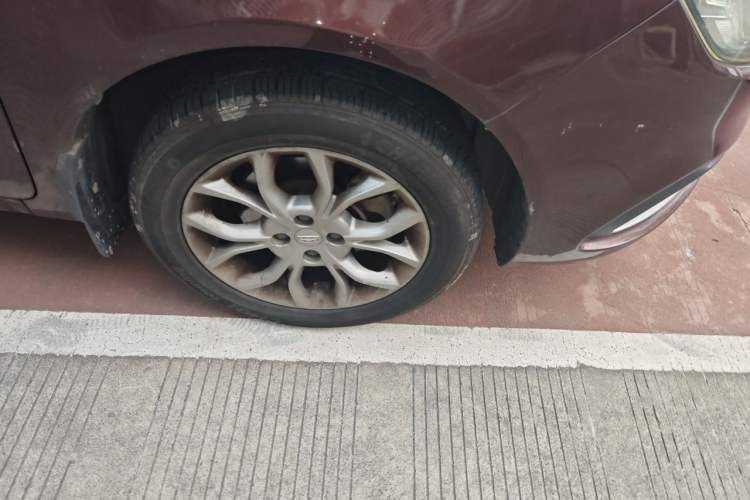 Used Geely Auto Vision 2018 1.5L Automatic Prestige Model Right Front Wheel Hub