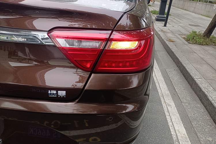 Used Geely Auto Vision 2018 1.5L Automatic Happiness Edition Right Rear Taillight