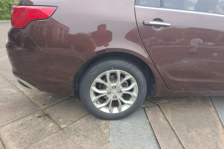 Used Geely Auto Vision 2018 1.5L Automatic Prestige Model Right Rear Wheel Hub
