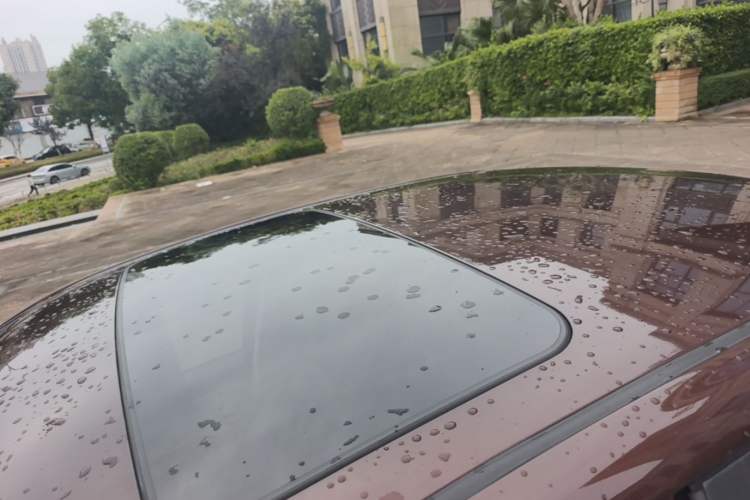 Used Geely Auto Vision 2018 1.5L Automatic Prestige Model Roof