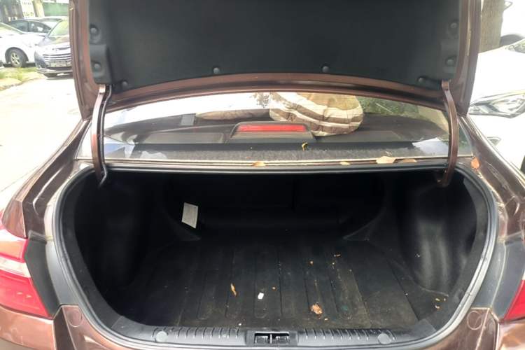 Used Geely Auto Vision 2018 1.5L Manual Happiness Edition Trunk