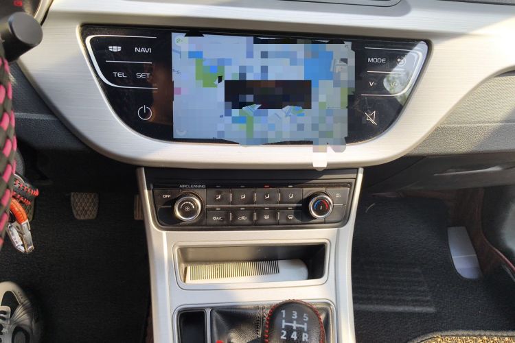 Used Geely Auto Vision 2018 1.5L Manual Happiness Edition Audio And AC Panel