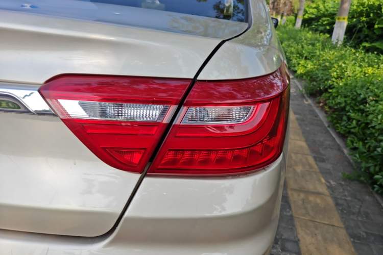 Used Geely Auto Vision 2018 1.5L Automatic Happiness Edition Exterior 3
