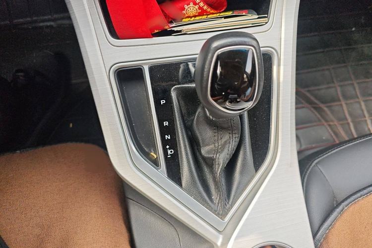 Used Geely Auto Vision 2018 1.5L Automatic Happiness Edition Gear Lever