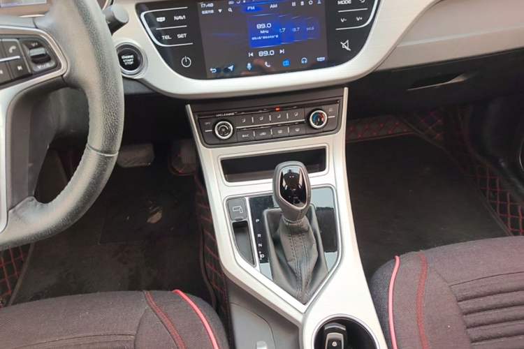 Used Geely Auto Vision 2018 1.5L Automatic Happiness Edition Gear Lever