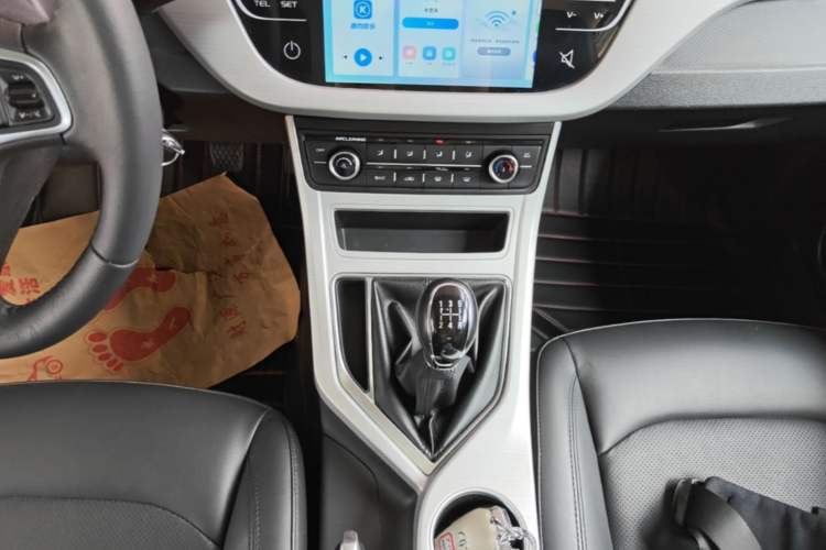 Used Geely Auto Vision 2018 1.5L Manual Happiness Edition Gear Lever