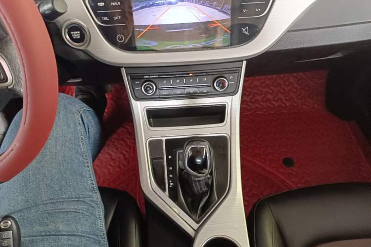 Used Geely Auto Vision 2018 1.5L Automatic Prestige Model Gear Lever