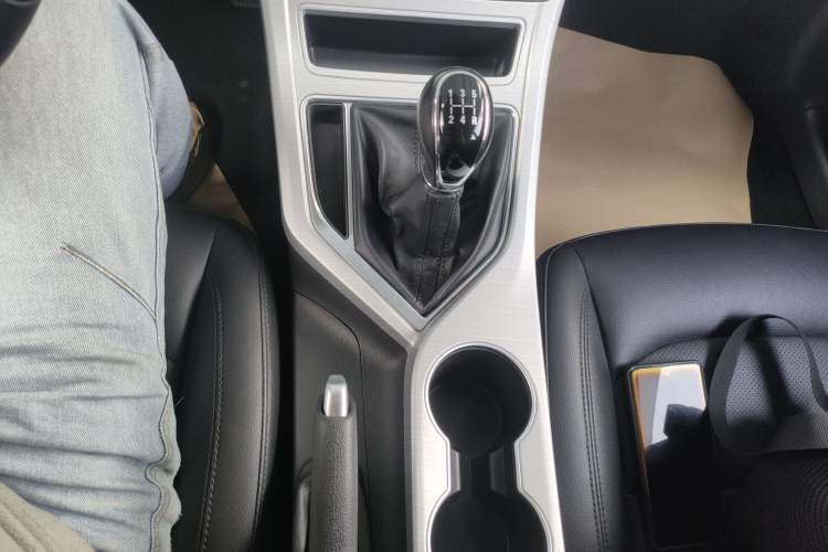 Used Geely Auto Vision 2018 1.5L Manual Happiness Edition Gear Lever