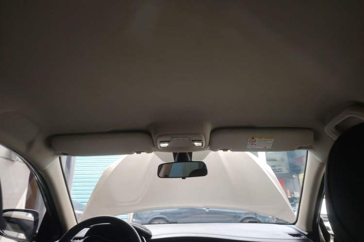 Used Geely Auto Vision 2018 1.5L Automatic Happiness Edition Headliner