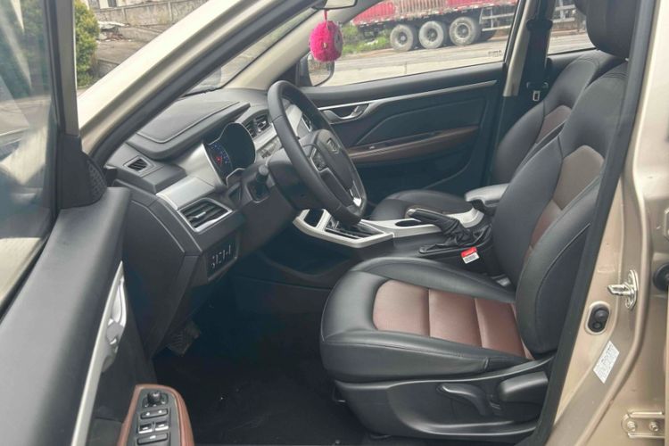 Used Geely Auto Vision 2018 1.5L Automatic Happiness Edition Interior 2