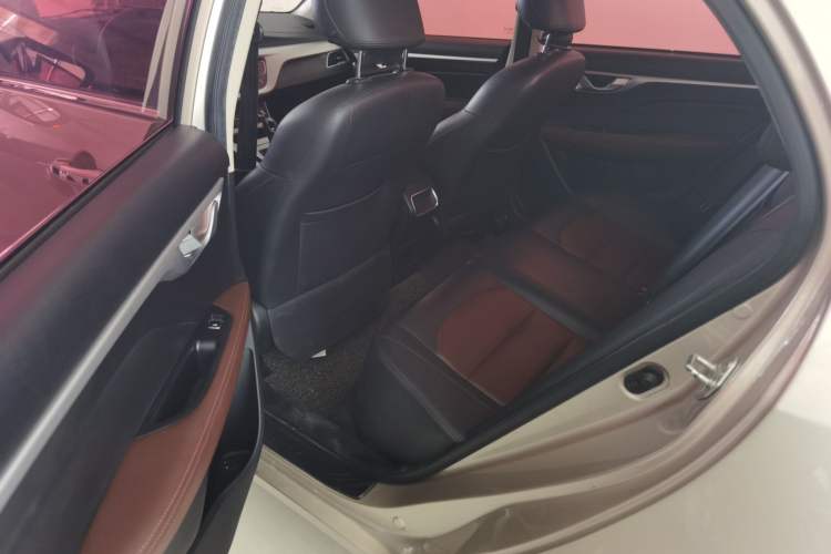 Used Geely Auto Vision 2018 1.5L Automatic Happiness Edition Interior 2