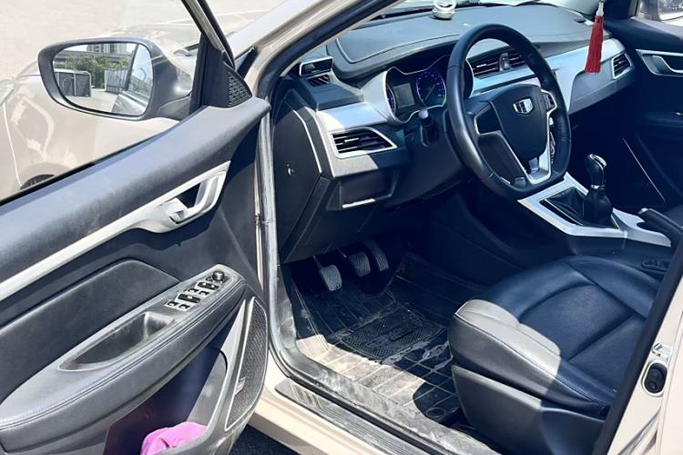 Used Geely Auto Vision 2018 1.5L Manual Happiness Edition Interior 2