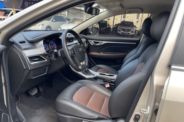 Used Geely Auto Vision 2018 1.5L Automatic Happiness Edition Interior 4
