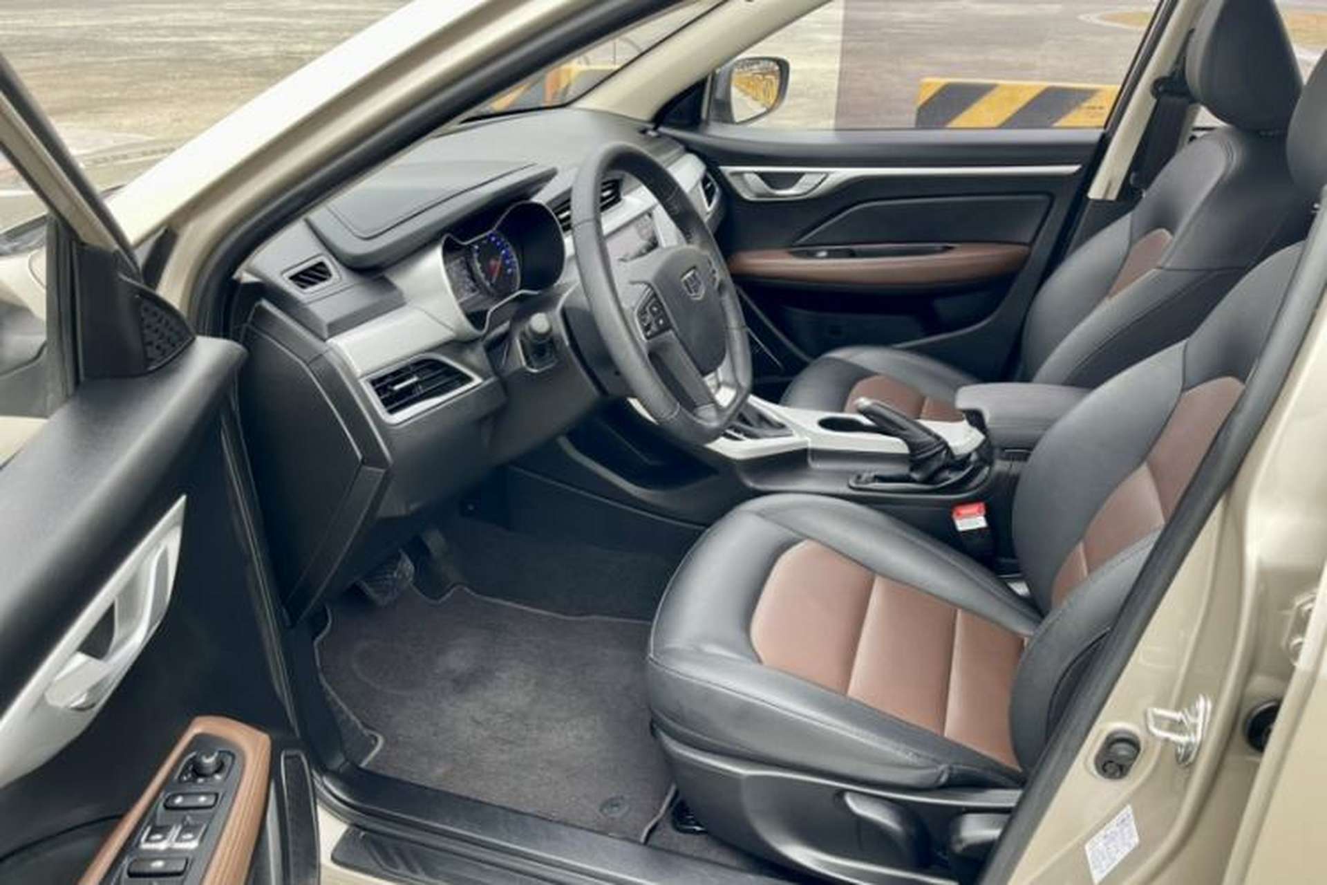 Used Geely Auto Vision 2018 1.5L Automatic Happiness Edition Interior 5