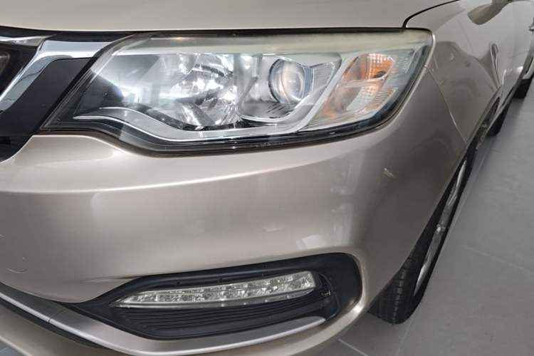 Used Geely Auto Vision 2018 1.5L Automatic Prestige Model Left Front Headlight