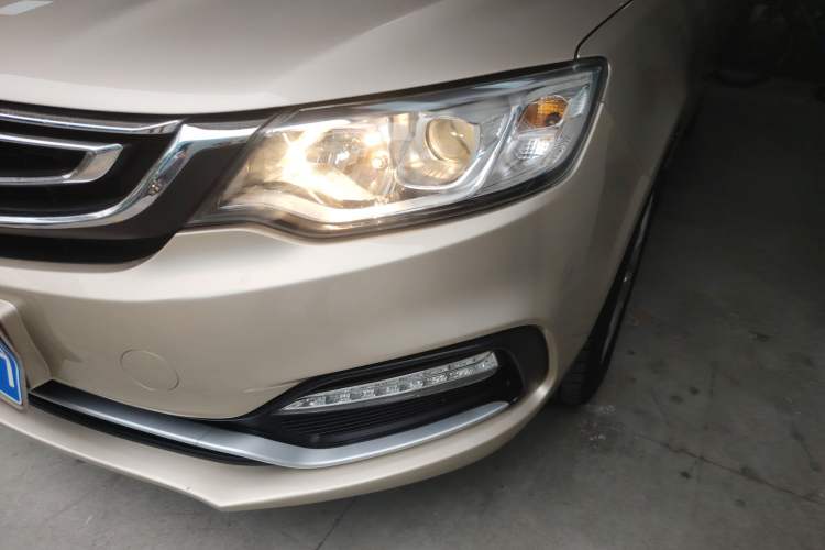 Used Geely Auto Vision 2018 1.5L Automatic Happiness Edition Left Front Headlight