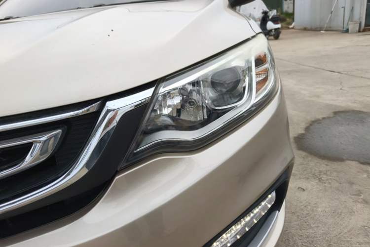 Used Geely Auto Vision 2018 1.5L Automatic Happiness Edition Left Front Headlight