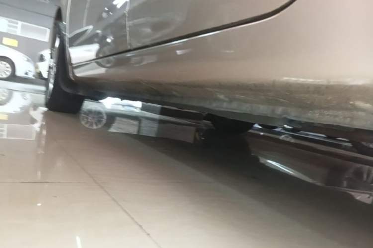 Used Geely Auto Vision 2018 1.5L Automatic Prestige Model Left Side Sill