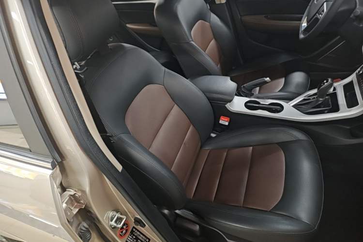 Used Geely Auto Vision 2018 1.5L Automatic Happiness Edition Right Front Seat