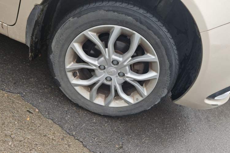 Used Geely Auto Vision 2018 1.5L Manual Happiness Edition Right Front Wheel Hub