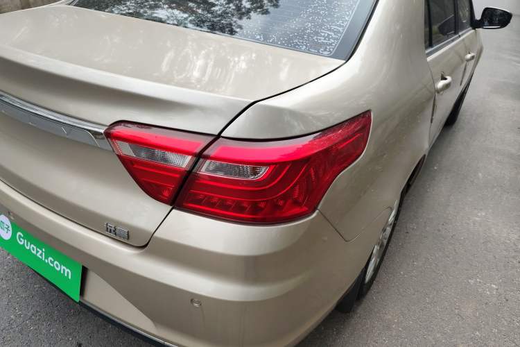 Used Geely Auto Vision 2018 1.5L Automatic Happiness Edition Right Rear Taillight