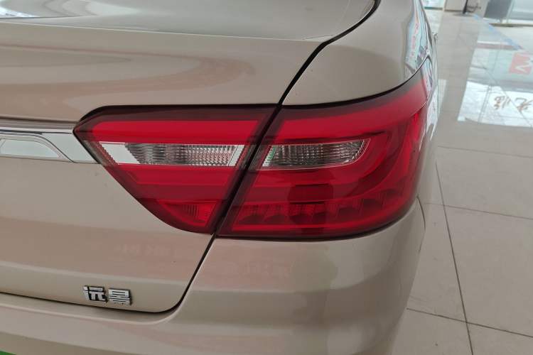 Used Geely Auto Vision 2018 1.5L Automatic Happiness Edition Right Rear Taillight