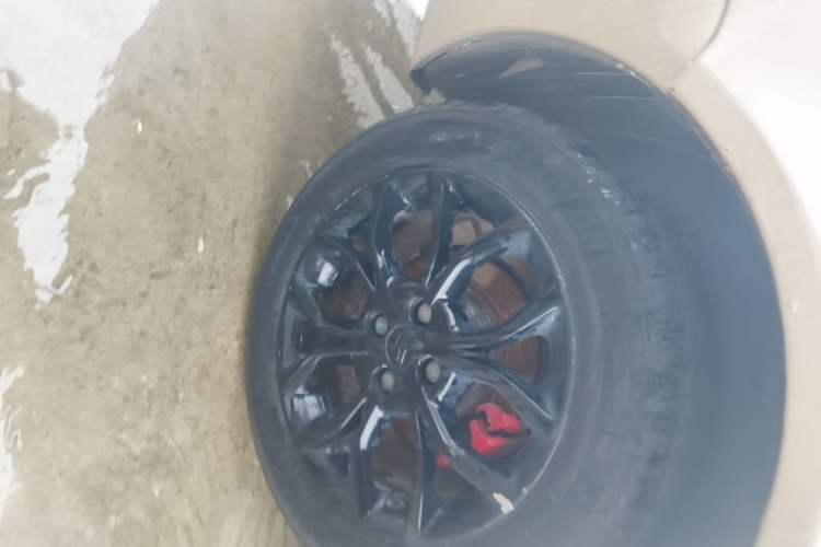 Used Geely Auto Vision 2018 1.5L Automatic Prestige Model Right Rear Wheel Hub