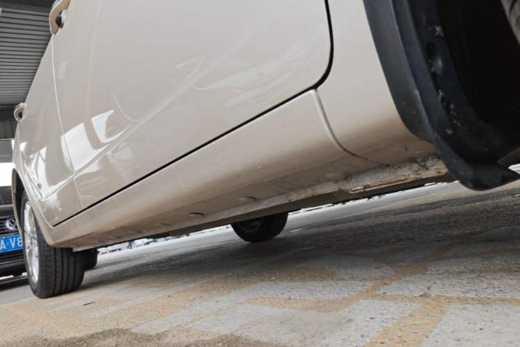 Used Geely Auto Vision 2018 1.5L Manual Happiness Edition Right Side Sill