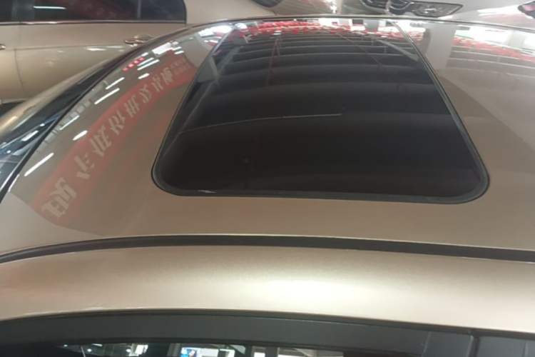 Used Geely Auto Vision 2018 1.5L Automatic Prestige Model Roof