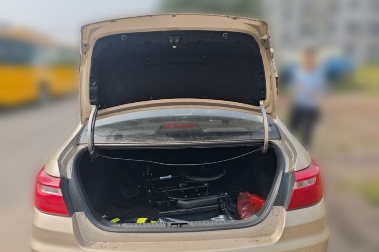 Used Geely Auto Vision 2018 1.5L Automatic Happiness Edition Trunk